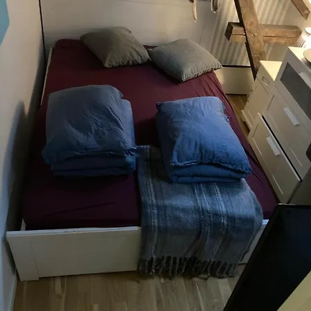 Alesund Downtown Loft Room With Shared Bathroom Exterior photo