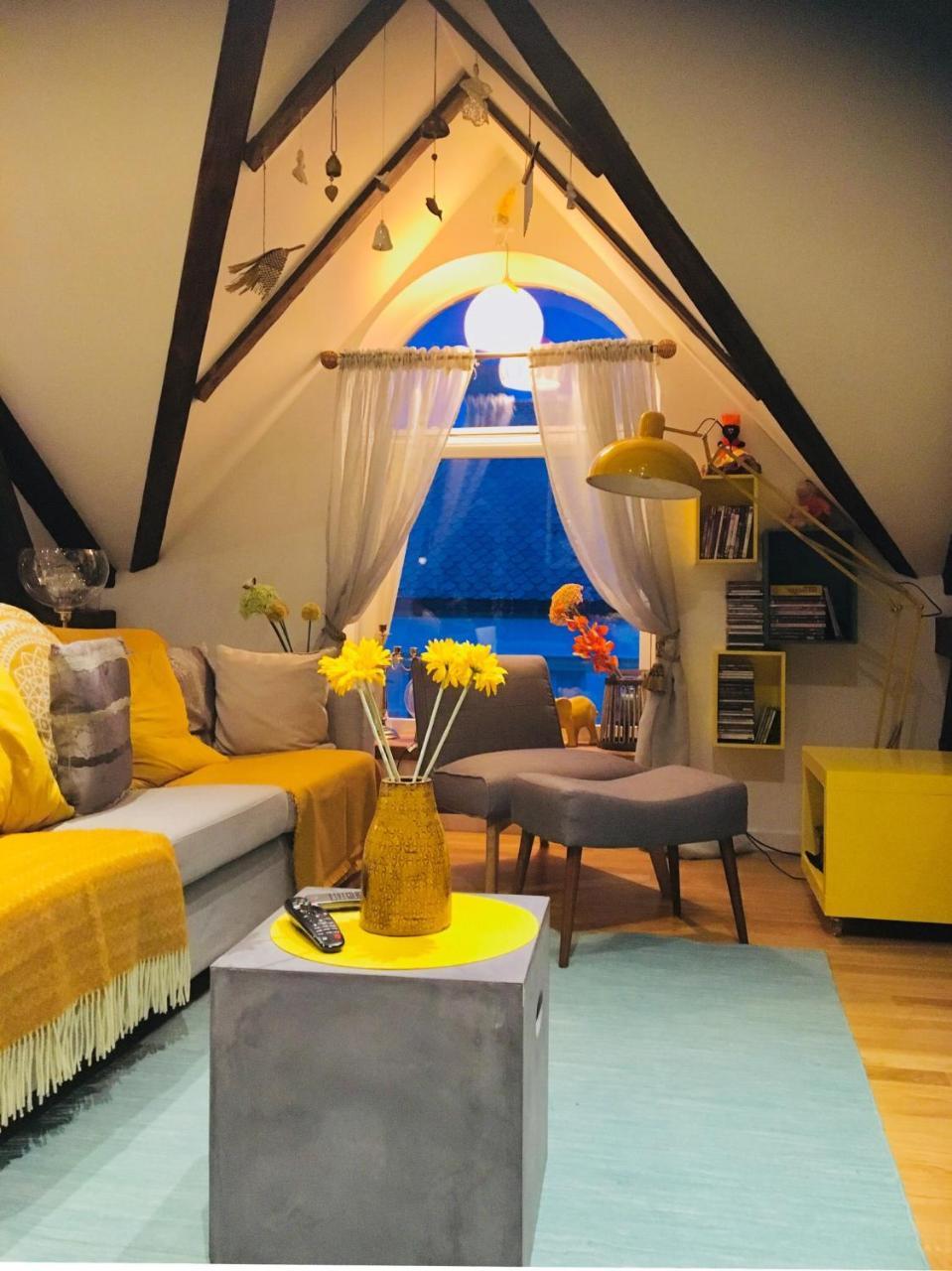 Downtown Loft With Shared Bathroom Homestay Alesund